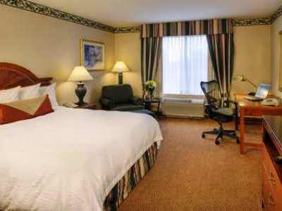 Hilton Garden Saint Charles